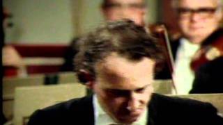 Brahms  Piano concerto No 2 Pollini Abbado WPO [upl. by Aerdnna]